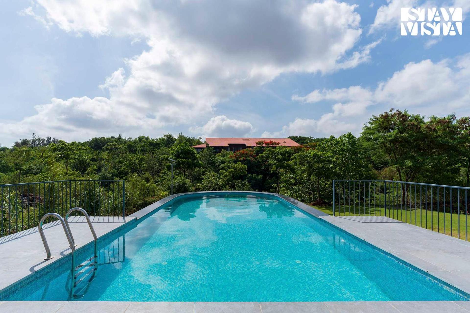 Stayvista'S Celeste Villa - Hill-View Retreat With Infinity Pool Nashik Buitenkant foto
