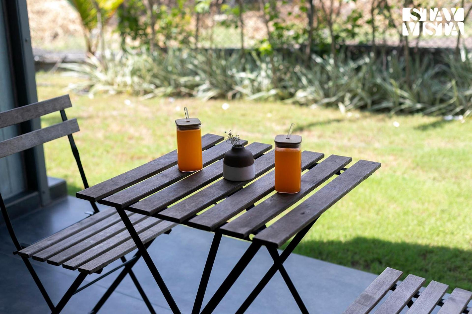 Stayvista'S Celeste Villa - Hill-View Retreat With Infinity Pool Nashik Buitenkant foto